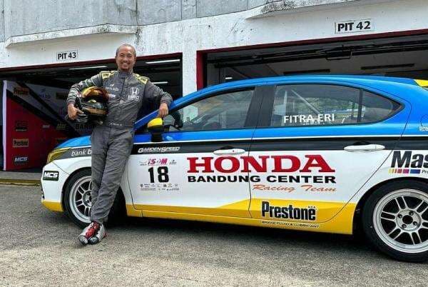 Koleksi Mobil Fitra Eri Koleksi Mobil Fitra Eri