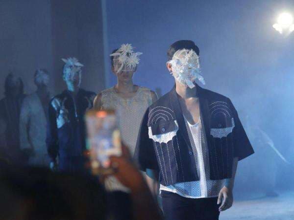 Filosofi Jawa dan Bunga Wijaya Kusuma Jadi Inspirasi Koleksi Terbaru Abeey di JF3 2025 Filosofi Jawa dan Bunga Wijaya Kusuma Jadi Inspirasi Koleksi Terbaru Abeey di JF3 2025