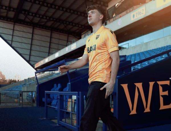 Komentar Ole Romeny Usai Resmi Pindah dari FC Utrecht ke Oxford United Komentar Ole Romeny Usai Resmi Pindah dari FC Utrecht ke Oxford United