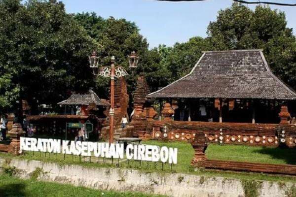 Konflik Kerajaan Banten dengan Mataram Membuat Kesultanan Cirebon Terpecah Tiga Konflik Kerajaan Banten dengan Mataram Membuat Kesultanan Cirebon Terpecah Tiga