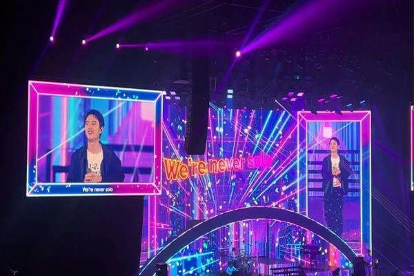 Konser DO EXO di Jakarta Sukses, Fans Kompak Kenakan Outfit Putih Konser DO EXO di Jakarta Sukses, Fans Kompak Kenakan Outfit Putih