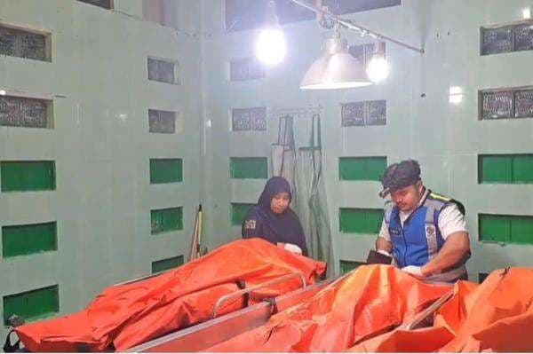 Identitas 3 Korban Tewas Kecelakaan Minibus Tabrak Truk di Tol Ngawi, Warga Sampang Madura Identitas 3 Korban Tewas Kecelakaan Minibus Tabrak Truk di Tol Ngawi, Warga Sampang Madura