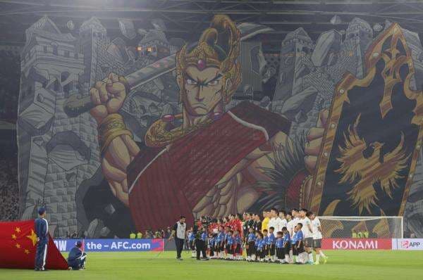 Adu Tifo Suporter Timnas Indonesia di Kualifikasi Piala Dunia 2026 dengan Arsenal di Liga Champions, Bak Langit dan Bumi! Adu Tifo Suporter Timnas Indonesia di Kualifikasi Piala Dunia 2026 dengan Arsenal di Liga Champions, Bak Langit dan Bumi!