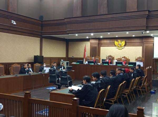 Kuasa Hukum Sebut Hasto Dijadikan Tumbal karena KPK Gagal Tangkap Harun Masiku Kuasa Hukum Sebut Hasto Dijadikan Tumbal karena KPK Gagal Tangkap Harun Masiku