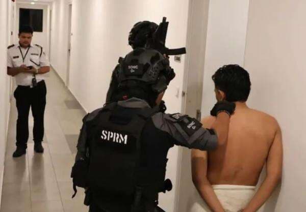 Breaking News! 5 Perwira Militer Ditangkap Kasus Penyelundupan Narkoba Breaking News! 5 Perwira Militer Ditangkap Kasus Penyelundupan Narkoba