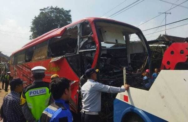 Kronologi Bus PO Sinar Dempo di Malang Tabrak 4 Rumah dan Kendaraan