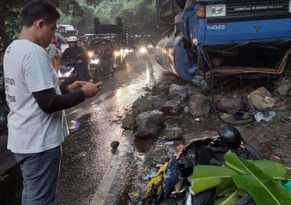 Kronologi Kecelakaan Maut Tewaskan Satu Keluarga saat Mudik di Cipatat Kronologi Kecelakaan Maut Tewaskan Satu Keluarga saat Mudik di Cipatat