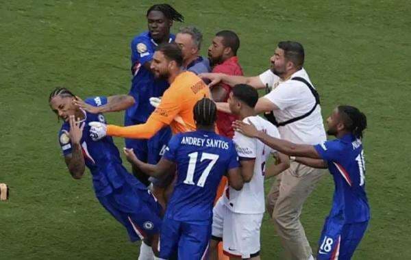 Kronologi Luis Enrique Tampar Joao Pedro Setelah Chelsea Menang 3-0 atas PSG di Final Piala Dunia Klub 2025 Kronologi Luis Enrique Tampar Joao Pedro Setelah Chelsea Menang 3-0 atas PSG di Final Piala Dunia Klub 2025