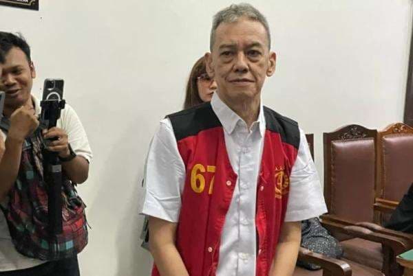 Kuasa Hukum Sebut Jaksa Salah Tafsir Soal Kecanduan Narkoba Fariz RM Kuasa Hukum Sebut Jaksa Salah Tafsir Soal Kecanduan Narkoba Fariz RM