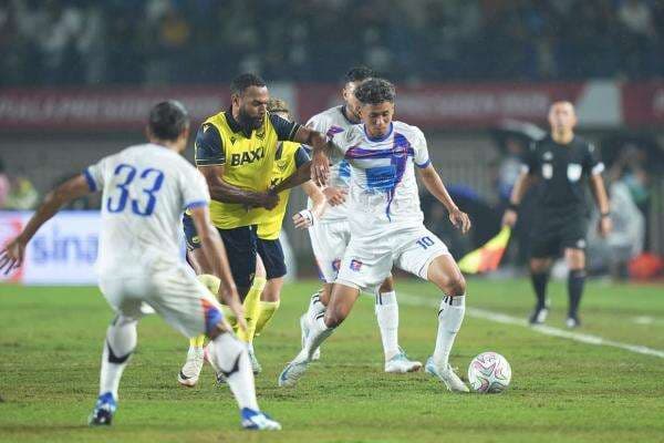 Hasil Babak Pertama Oxford United vs Port FC di Final Piala Presiden 2025: Ole Romeny Absen, Skor Sama Kuat Hasil Babak Pertama Oxford United vs Port FC di Final Piala Presiden 2025: Ole Romeny Absen, Skor Sama Kuat
