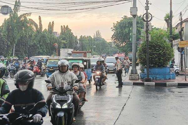 Lalu Lintas di Traffic Light Jembatan Dua Tambora dan Rasuna Said Jaksel Ramai Lancar Lalu Lintas di Traffic Light Jembatan Dua Tambora dan Rasuna Said Jaksel Ramai Lancar