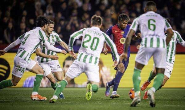Barcelona Ditahan Real Betis, Unggul 4 Poin atas Real Madrid Barcelona Ditahan Real Betis, Unggul 4 Poin atas Real Madrid