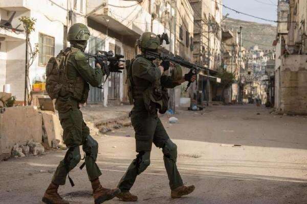 Langka, Massa Israel Serang Komandan Militer Zionis di Lokasi Bentrok Mematikan Langka, Massa Israel Serang Komandan Militer Zionis di Lokasi Bentrok Mematikan