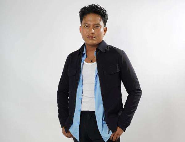 Langkah Rafi Durman Terhenti di Top 15 Indonesian Idol, Tetap Berjuang Wujudkan Impian Mama Berhaji Langkah Rafi Durman Terhenti di Top 15 Indonesian Idol, Tetap Berjuang Wujudkan Impian Mama Berhaji