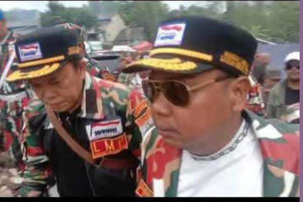 Laskar Merah Putih Tegaskan Tidak Ada Permintaan THR ke Dinkes Kabupaten Bekasi Laskar Merah Putih Tegaskan Tidak Ada Permintaan THR ke Dinkes Kabupaten Bekasi