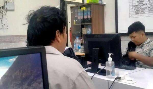 Tokoh Ternama di Lebak Diciduk saat Asyik Konsumsi Sabu Tokoh Ternama di Lebak Diciduk saat Asyik Konsumsi Sabu