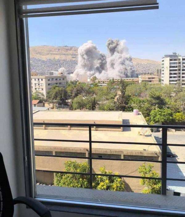 Mahasiswa Indonesia Ungkap Kengerian Serangan Israel di Damaskus: Wajah Ketakutan Hantui Warga Kota Mahasiswa Indonesia Ungkap Kengerian Serangan Israel di Damaskus: Wajah Ketakutan Hantui Warga Kota