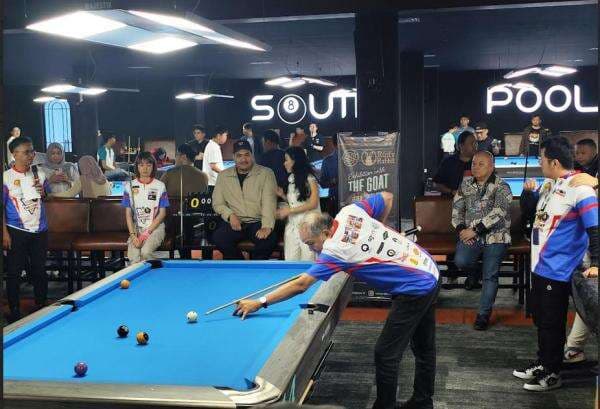 Legenda Biliar Dunia Efren Reyes Guncang Jakarta! Menpora Dito Kagum Perkembangan Biliar Indonesia Legenda Biliar Dunia Efren Reyes Guncang Jakarta! Menpora Dito Kagum Perkembangan Biliar Indonesia