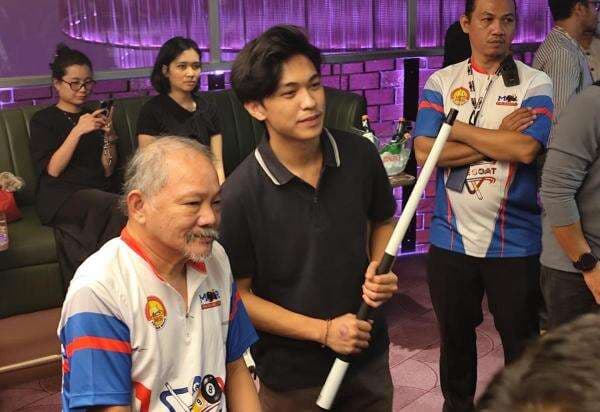 Efren Reyes Punya Nasihat untuk Atlet Biliar Muda Indonesia: Pentingkan Pendidikan! Efren Reyes Punya Nasihat untuk Atlet Biliar Muda Indonesia: Pentingkan Pendidikan!