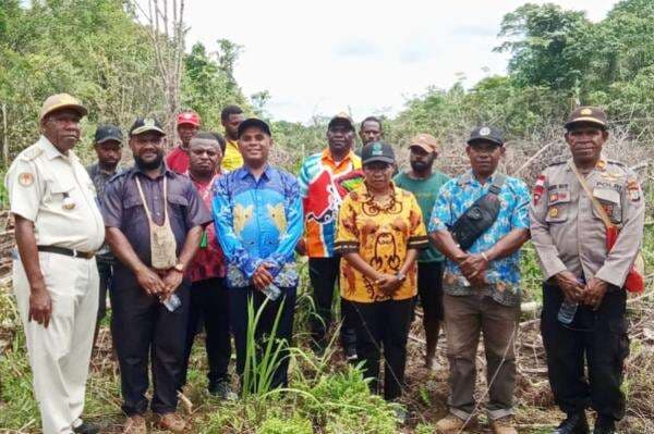Legislator Perindo Willem Assem: UMKM Harus Jadi Prioritas Pembangunan Papua Barat Daya Legislator Perindo Willem Assem: UMKM Harus Jadi Prioritas Pembangunan Papua Barat Daya
