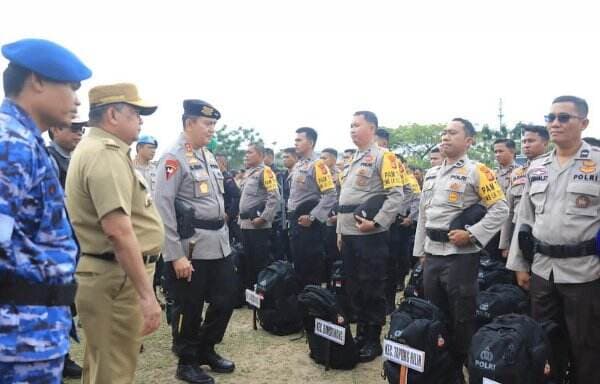 Lepas 1.664 Personel Pengamanan TPS, Ini Pesan Kapolda Riau