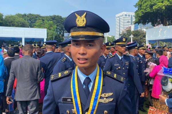 Biodata Axel Fahreza Aditama: Profil Lengkap Peraih Adhi Makayasa TNI AU 2025 Biodata Axel Fahreza Aditama: Profil Lengkap Peraih Adhi Makayasa TNI AU 2025