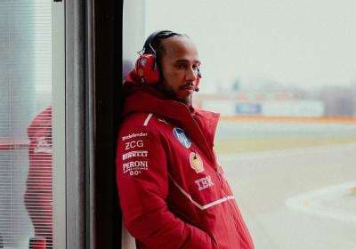 Lewis Hamilton Bicara soal Pensiun Jelang F1 2025, Gantung Helm jika Juara Dunia Musim Ini? Lewis Hamilton Bicara soal Pensiun Jelang F1 2025, Gantung Helm jika Juara Dunia Musim Ini?