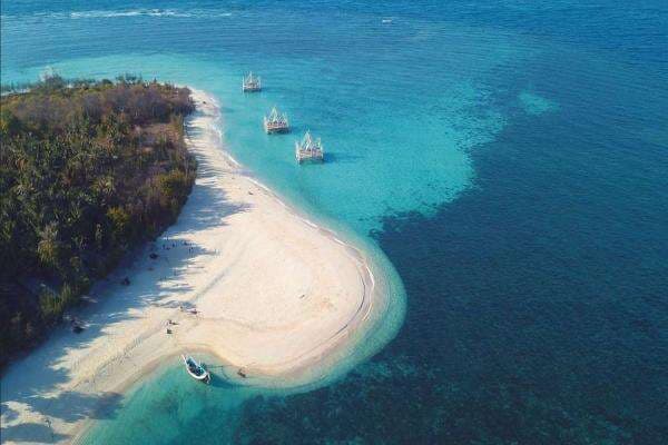 Liburan ke Madura? Ini 7 Tempat Wisata yang Lagi Hits dan Wajib Masuk Bucket List Liburan ke Madura? Ini 7 Tempat Wisata yang Lagi Hits dan Wajib Masuk Bucket List