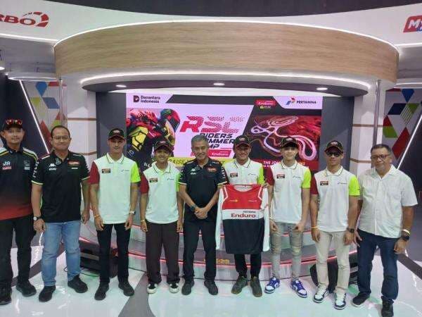 5 Pembalap Muda Indonesia Siap Berguru di Akademi Valentino Rossi 5 Pembalap Muda Indonesia Siap Berguru di Akademi Valentino Rossi