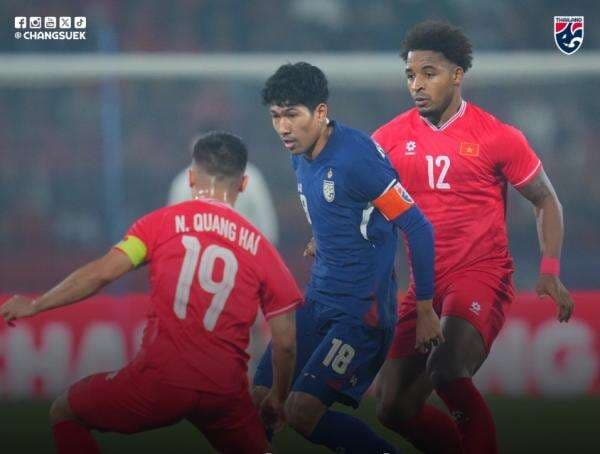 Link Live Streaming Timnas Thailand vs Vietnam di Piala AFF 2024 Malam Ini, Klik di Sini! Link Live Streaming Timnas Thailand vs Vietnam di Piala AFF 2024 Malam Ini, Klik di Sini!