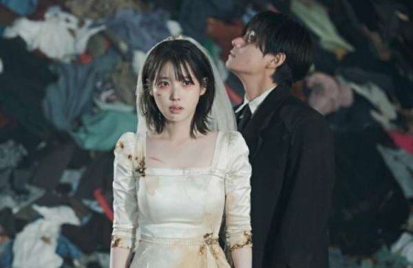 Lirik dan Makna Lagu Love Wins All dari IU, Penuh Kisah Haru Lirik dan Makna Lagu Love Wins All dari IU, Penuh Kisah Haru