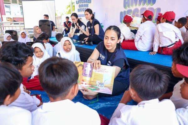 BRI Peduli Gaungkan Semangat Kemerdekaan Lewat Program Literasi Anak Negeri BRI Peduli Gaungkan Semangat Kemerdekaan Lewat Program Literasi Anak Negeri