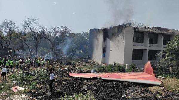 Laporan Kecelakaan Air India Munculkan Misteri Saklar Bahan Bakar dan Kebingungan dalam Kokpit Laporan Kecelakaan Air India Munculkan Misteri Saklar Bahan Bakar dan Kebingungan dalam Kokpit
