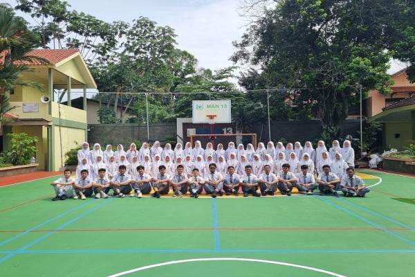 Lolos SNBP, 66 Siswa MAN 13 Jakarta Diterima di Perguruan Tinggi Negeri Favorit Lolos SNBP, 66 Siswa MAN 13 Jakarta Diterima di Perguruan Tinggi Negeri Favorit