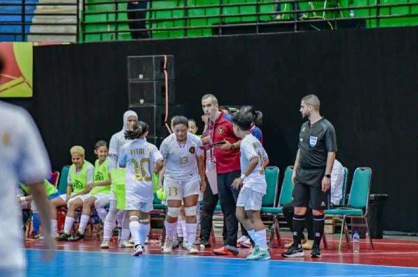 Luis Estrela Tegaskan Ambisi Bawa Timnas Futsal Putri Indonesia Tembus Piala Dunia 2025 Luis Estrela Tegaskan Ambisi Bawa Timnas Futsal Putri Indonesia Tembus Piala Dunia 2025