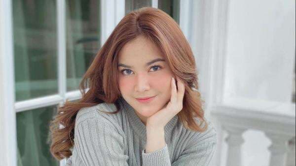 Ini Latar Belakang Pendidikan Mahalini, Ternyata Sempat Kuliah di Fakultas Kedokteran Gigi Ini Latar Belakang Pendidikan Mahalini, Ternyata Sempat Kuliah di Fakultas Kedokteran Gigi