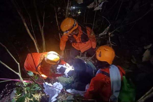 Heboh! 24 Orang Tersesat di Hutan Pauh Sangik, Termasuk 17 Mahasiswa KKN Unand Heboh! 24 Orang Tersesat di Hutan Pauh Sangik, Termasuk 17 Mahasiswa KKN Unand