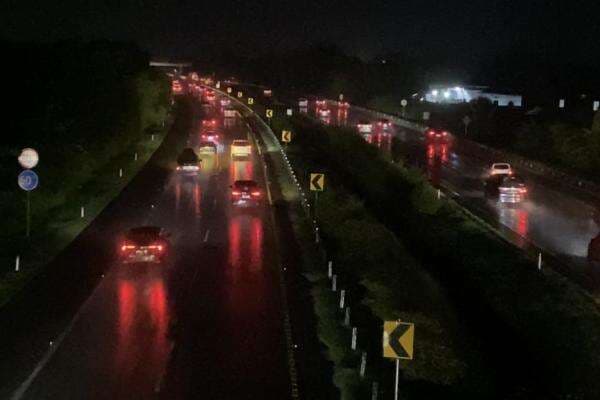 Malam Ini Arus Balik di Tol Palikanci, Tol Cipali, dan Pantura Ramai Lancar Malam Ini Arus Balik di Tol Palikanci, Tol Cipali, dan Pantura Ramai Lancar