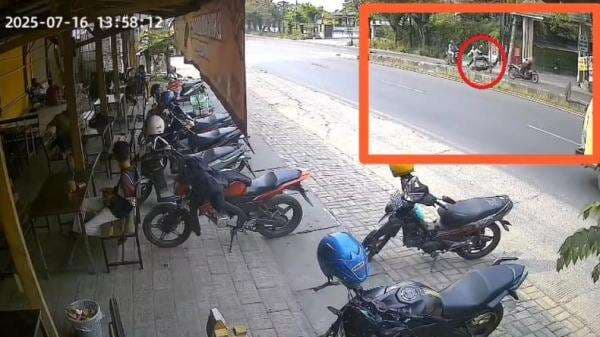 Detik-Detik 2 Maling Kecelakaan saat Kabur Dikejar Warga di Pasuruan Terekam CCTV Detik-Detik 2 Maling Kecelakaan saat Kabur Dikejar Warga di Pasuruan Terekam CCTV