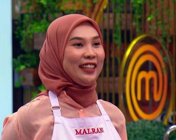 Malrani Cerita Masakan Masa Kecilnya di Masterchef Indonesia, Ujungnya Malah Berdebat dengan Chef Juna Malrani Cerita Masakan Masa Kecilnya di Masterchef Indonesia, Ujungnya Malah Berdebat dengan Chef Juna
