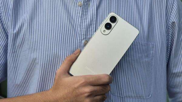 Mampukah Galaxy S25 Edge yang Setipis Silet Menjinakkan Panasnya Snapdragon 8 Elite? Mampukah Galaxy S25 Edge yang Setipis Silet Menjinakkan Panasnya Snapdragon 8 Elite?