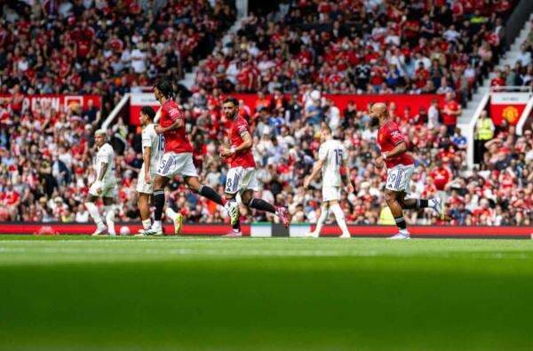 Hasil Manchester United vs Fiorentina di Laga Uji Coba: Iblis Merah Menang via Adu Penalti Hasil Manchester United vs Fiorentina di Laga Uji Coba: Iblis Merah Menang via Adu Penalti