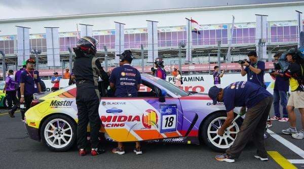 Panaskan Sirkuit Mandalika, Balapan Drift Camp Incar Talenta Muda dan Uji Teknologi Baru Panaskan Sirkuit Mandalika, Balapan Drift Camp Incar Talenta Muda dan Uji Teknologi Baru