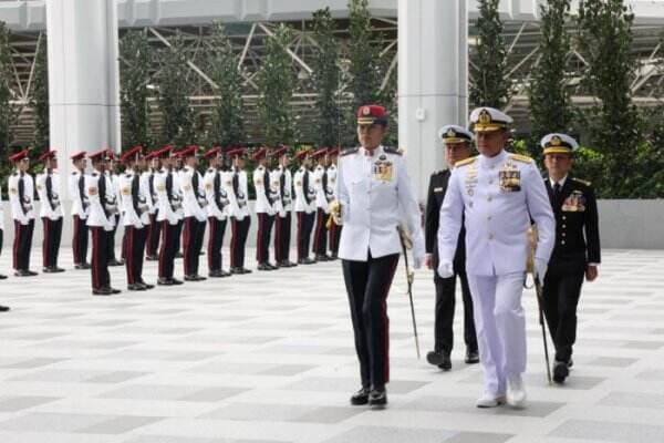  Mantan Panglima TNI Yudo Margono Terima Penghargaan Militer Tertinggi dari Singapura   