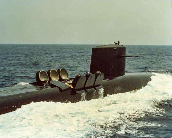 Marah Besar! Trump Kirim Kapal Selam Nuklir ke Perbatasan Rusia Marah Besar! Trump Kirim Kapal Selam Nuklir ke Perbatasan Rusia