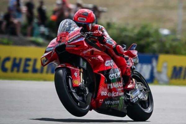 Marc Marquez Menang MotoGP Republik Ceko 2025, Bagnaia Gagal Naik Podium Marc Marquez Menang MotoGP Republik Ceko 2025, Bagnaia Gagal Naik Podium
