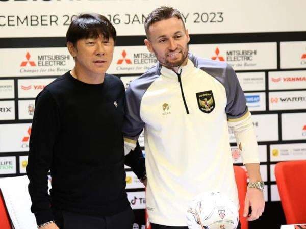 Marc Klok Sebut Shin Tae-yong Diktator, Kini Berharap Dilirik Patrick Kluivert Marc Klok Sebut Shin Tae-yong Diktator, Kini Berharap Dilirik Patrick Kluivert