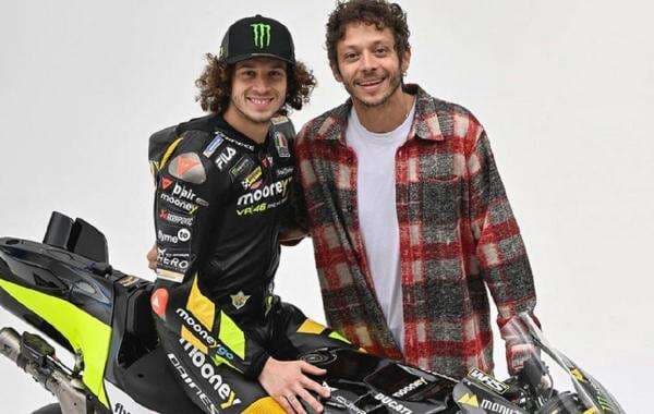 Kisah Marco Bezzecchi, Murid Valentino Rossi yang Dapat Banyak Pengalaman Selama Bela Tim Satelit Ducati di MotoGP Kisah Marco Bezzecchi, Murid Valentino Rossi yang Dapat Banyak Pengalaman Selama Bela Tim Satelit Ducati di MotoGP