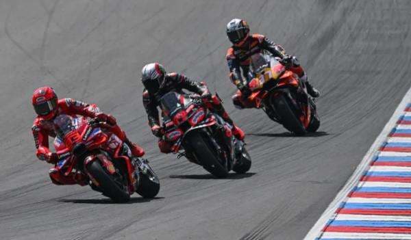 Strateginya Gagal, Marco Bezzecchi Akui Belajar dari Marc Marquez di Balapan MotoGP Republik Ceko 2025 Strateginya Gagal, Marco Bezzecchi Akui Belajar dari Marc Marquez di Balapan MotoGP Republik Ceko 2025