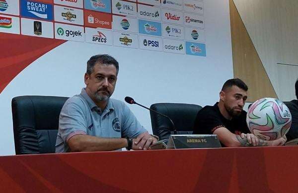 Gagal Menang meski Sempat Unggul 2-0 atas Liga Indonesia All Star, Pelatih Arema FC Beberkan Penyebabnya Gagal Menang meski Sempat Unggul 2-0 atas Liga Indonesia All Star, Pelatih Arema FC Beberkan Penyebabnya